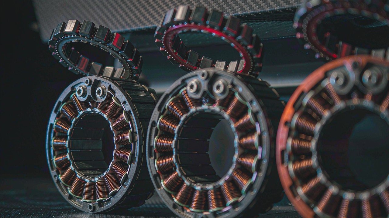 高トルクフレームレストルクモーター:トルクはどこから生まれるか